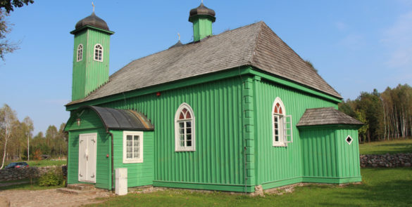 Wycieczka szlakiem tatarskim. W programie zwiedzanie meczetow w Bohonikach i Kruszynianach.