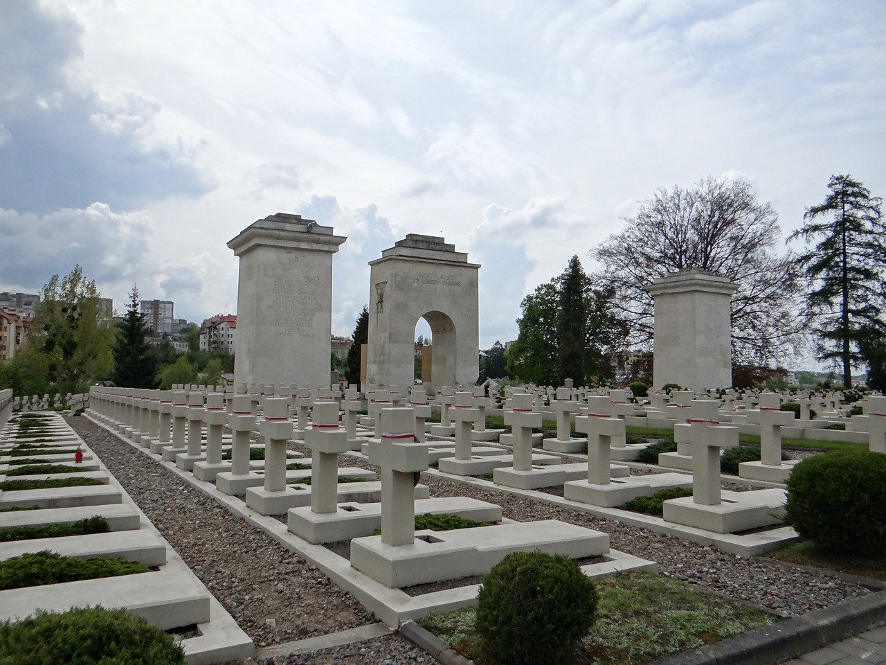 Cmentarz Orląt Lwowskich we Lwowie